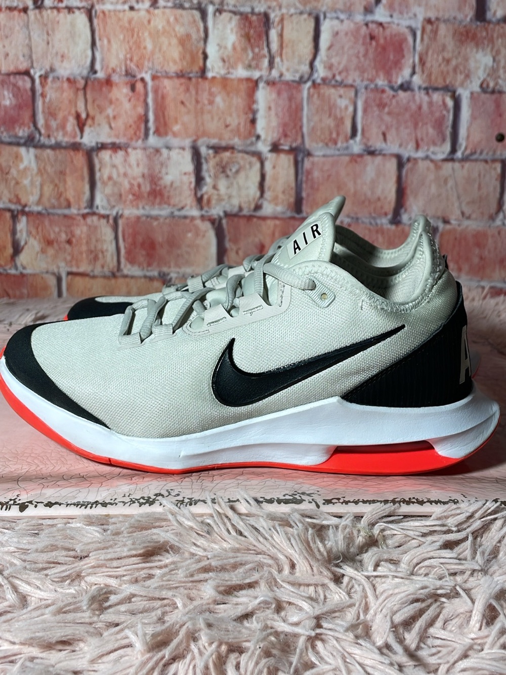 Nike Air Men’s Wildcard Low-Top Performance Sneakers - White/Black/Orange